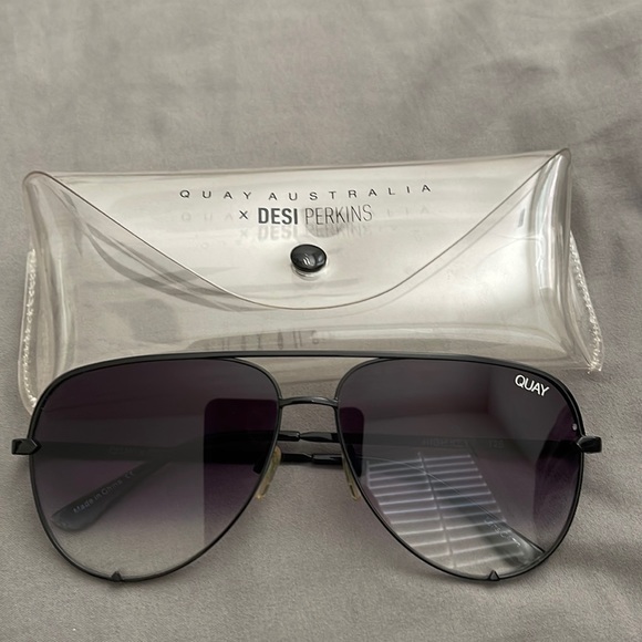 Quay Australia Accessories - Desi x Quay high key glasses